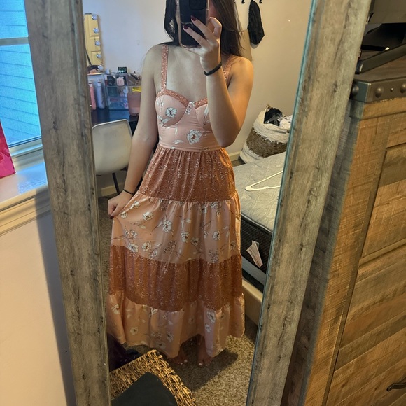 floral tiered maxi dress sz xs nwt - Picture 2 of 5